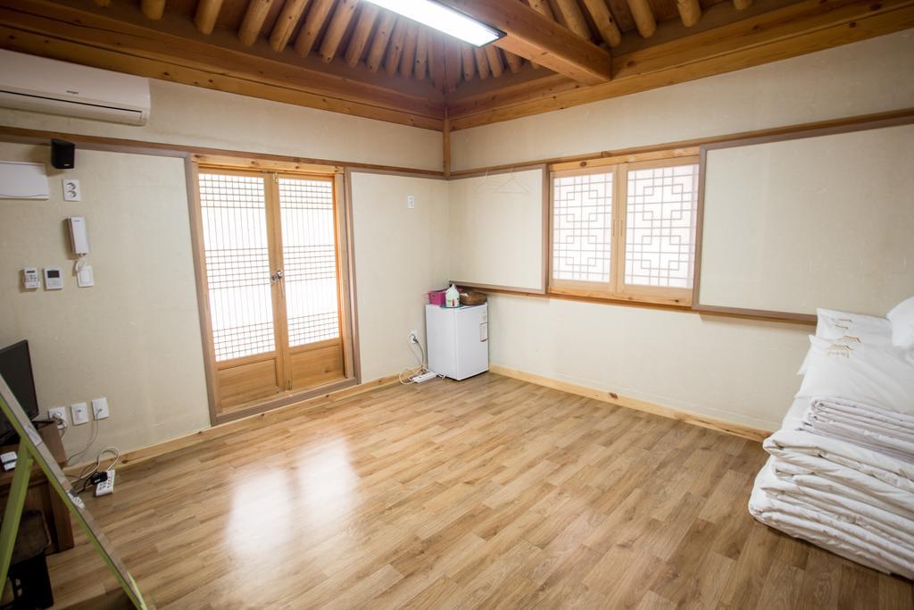 Hotel Jiwoo Dang Jeonju Esterno foto